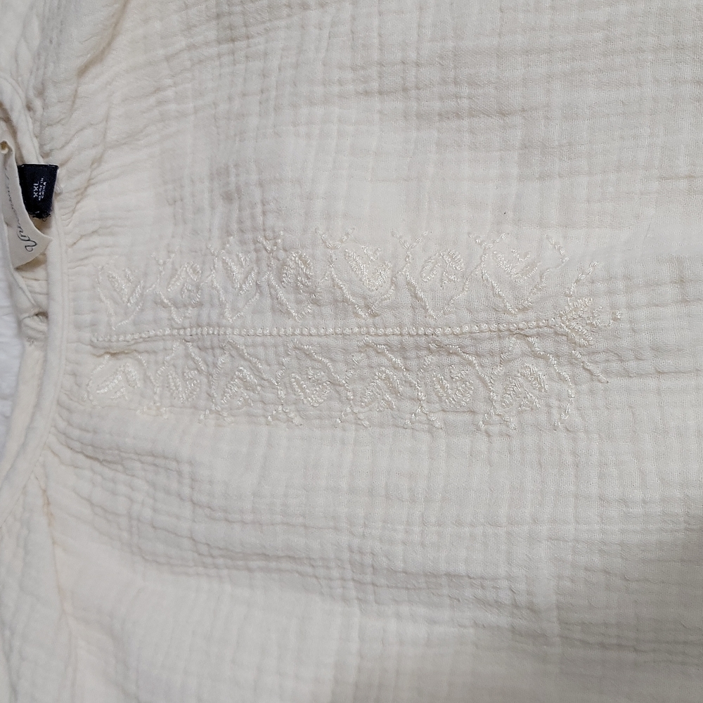 Blouse - Picture 3 of 6
